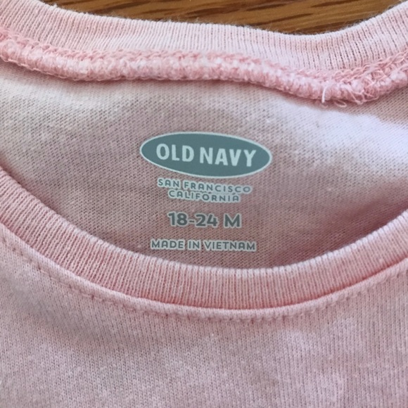 Old navy girls set 18 months & 2T - Picture 2 of 5